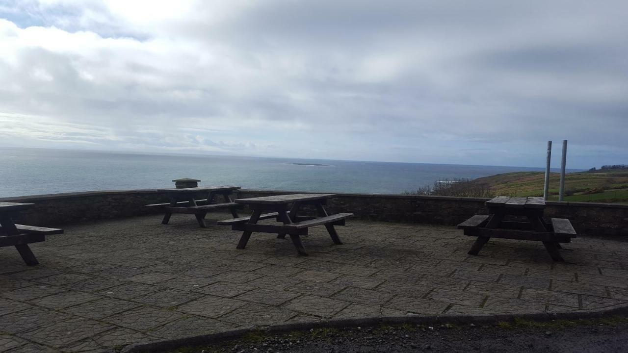 Sliabh Liag Inn Carrick  Luaran gambar